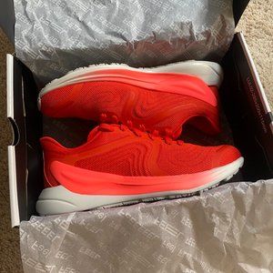 NWT lululemon Blissfeel 2 Women's Running Shoe Size 7.5